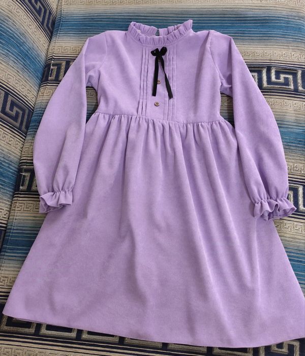 Вельветовое платье на девочку до 8 лет