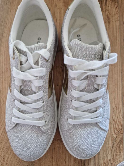 Спортни обувки GUESS 36 номер