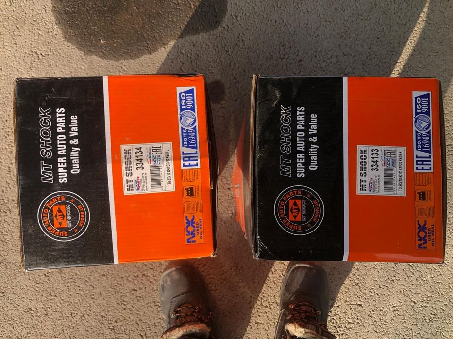 Амортизатор стойки