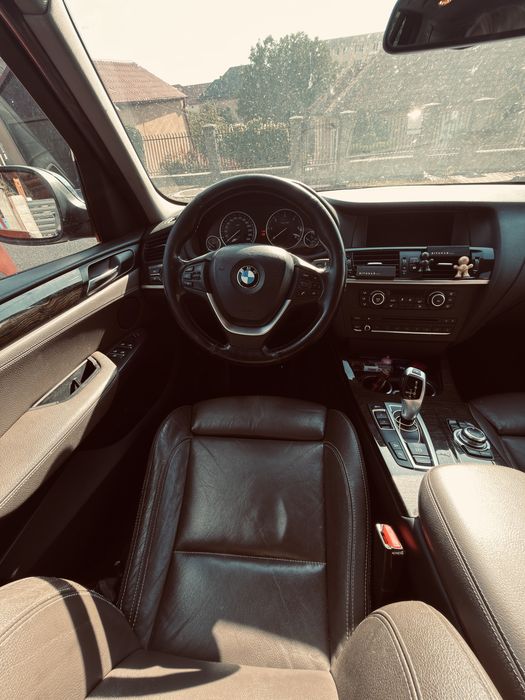 Bmw x3  usor avariat