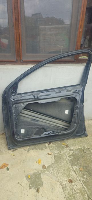 Врата за Vw passat 2011 год.