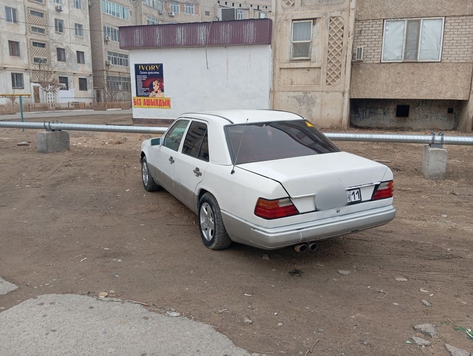 Мерседес 124 2об