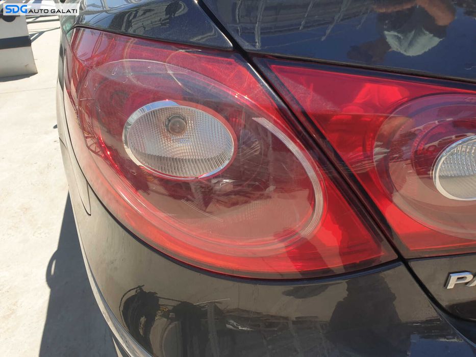 Stop Lampa Tripla Stanga de pe Aripa Caroserie Volkswagen Passat CC 2008 - 2012 [C3763]