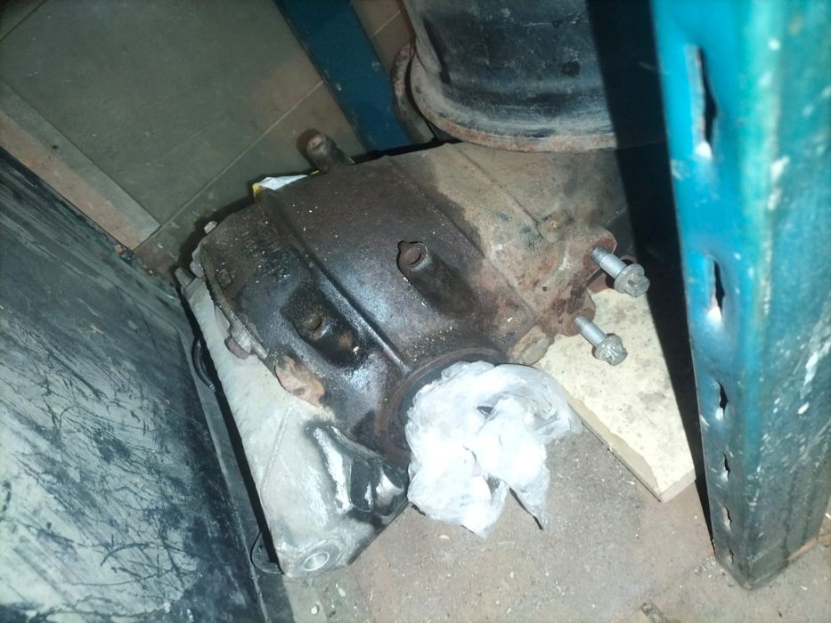 Продам запчасти Опель омега б