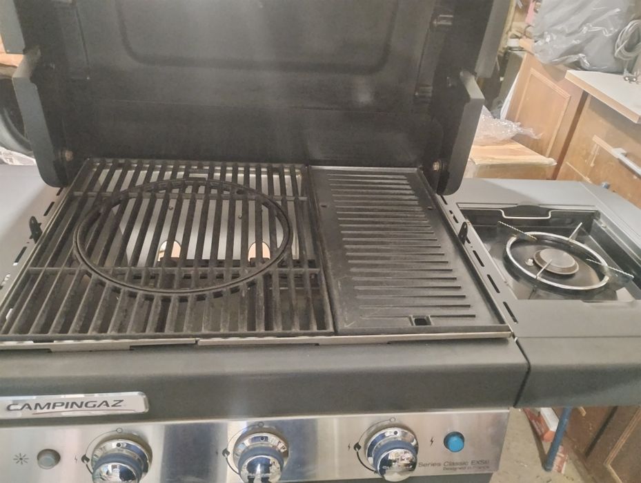 Газгрил със три горелки+котлон
