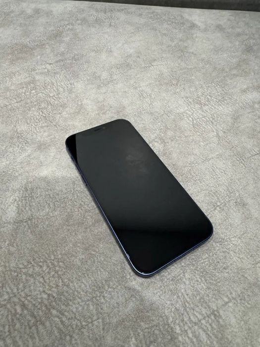 IPhone 12 Продам Айфон 12