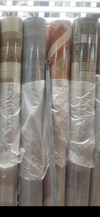 Linoleu panzat 2m lat x 20m lung, 2mm gros  obiect de colectie