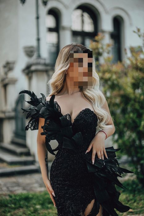 Дизайнерска абитуриентска рокля RADICHEV за незабравими моменти