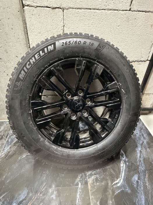 Шины и диски на Mitsubishi Montero Sport, L200