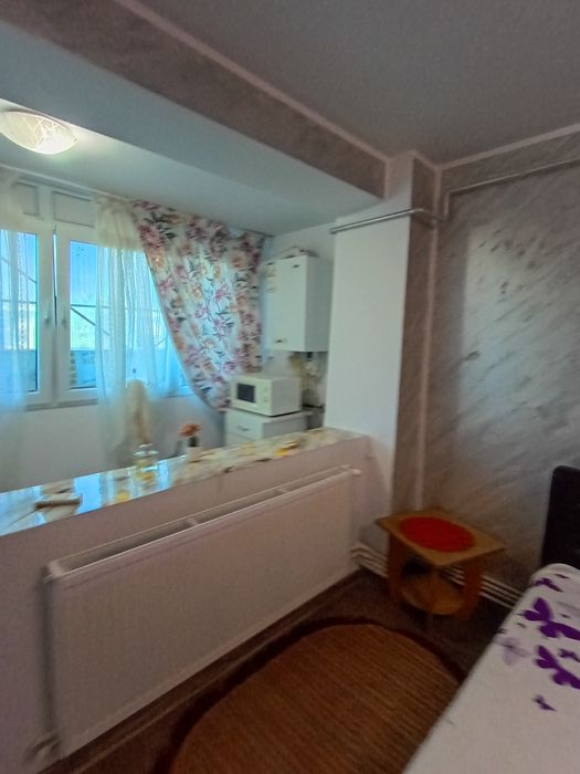 Închiriez apartament 1 cameră