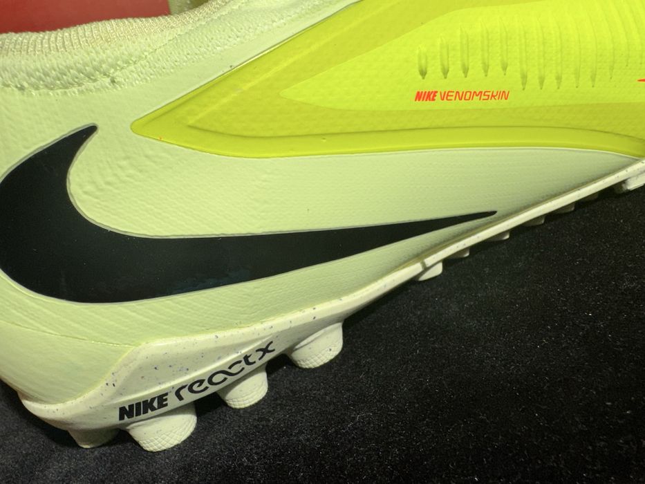 Оригинални! Nike Phantom 6 Low Pro TF - 45.5,46 Shoemag