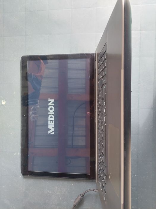Laptop Medion Akoya 17"