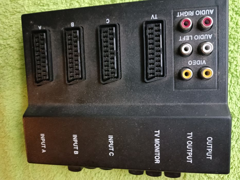 Spliter distribuitor Scart RCA