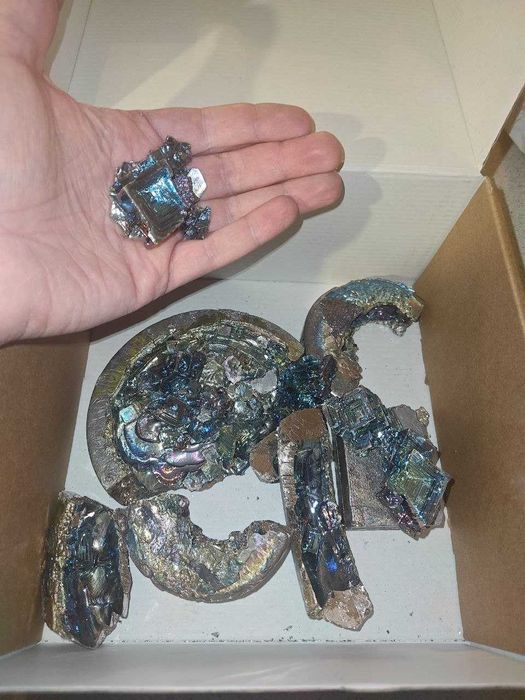 Vând bismut metalic pur – 5.1 kg