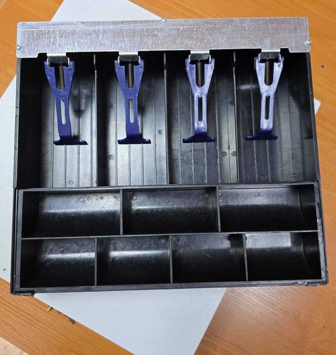 Кассовый ящик касса