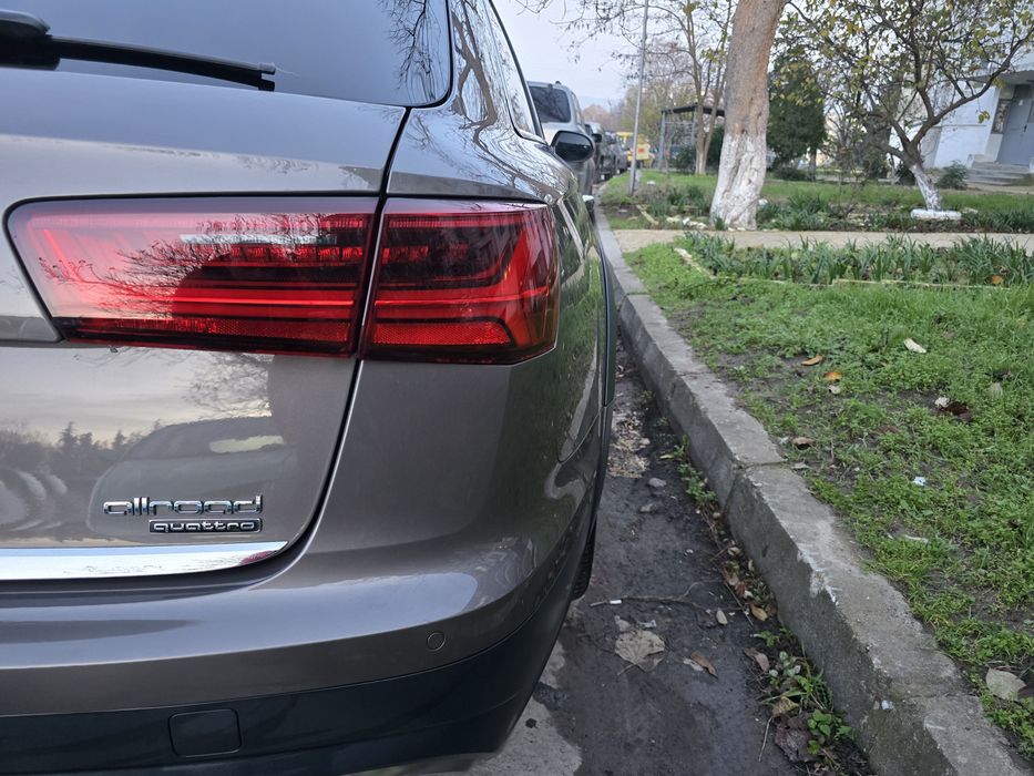 Ауди А6 оуроуд 2017