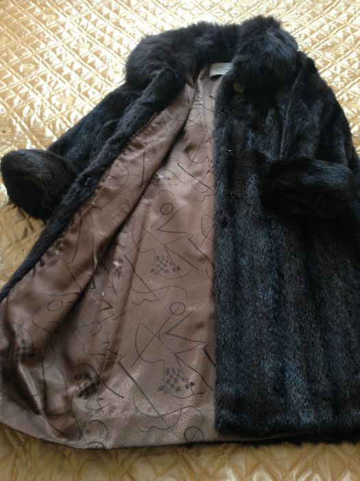 Продам шубу нутрия
