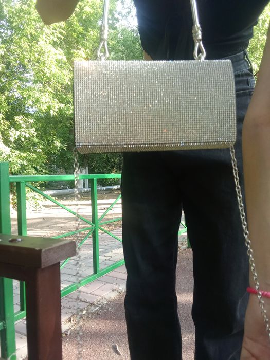 продам сумочку новая