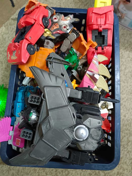 Игрушки трансформеры