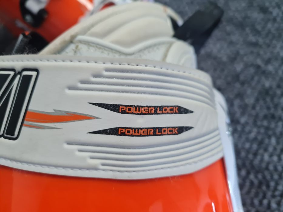 Ckи обувки Тecnika