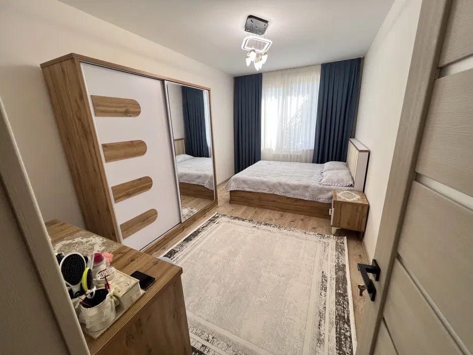 #1995

 Яшнабадский район, ул. Олтин тепа
Ориентир: Уммон Туйхона,