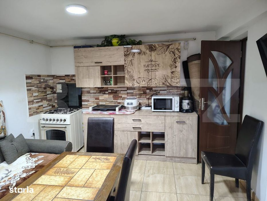 Casa individuala aproape de lac, 4 camere, priveliste superba, Sacalai