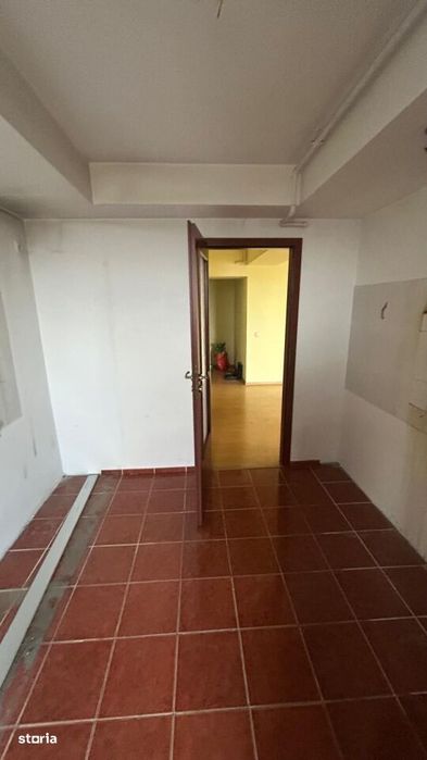 Apartament 3 camere S4 str Savinesti