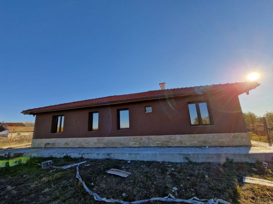 Продава се Къща в с. Конуш, Област Пловдив - 150 кв.м за 6 €/кв.м - Снимка #4