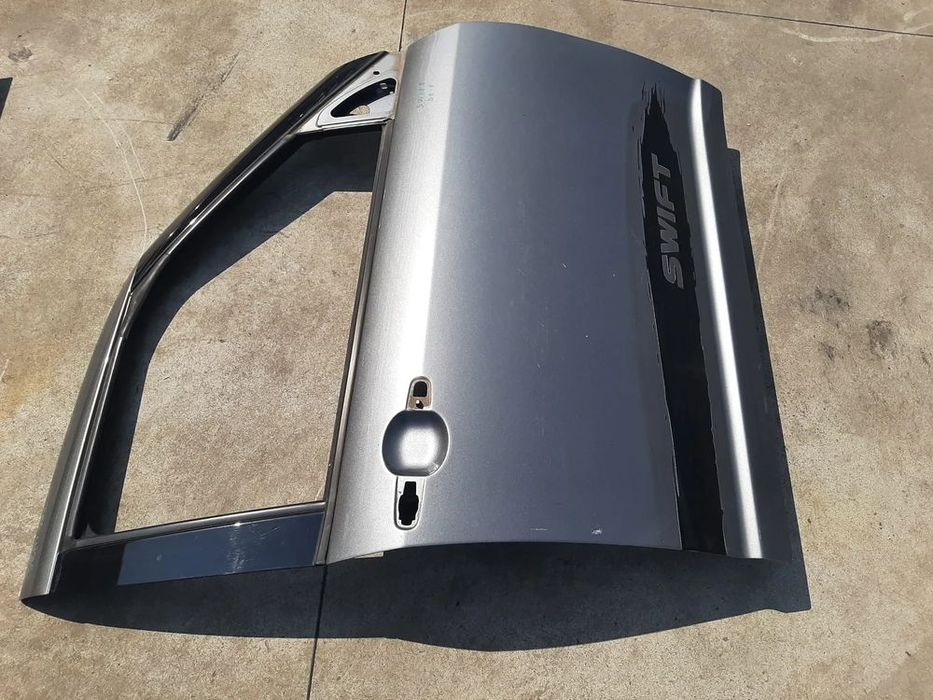 usa portiera dreapta fata suzuki swift 3