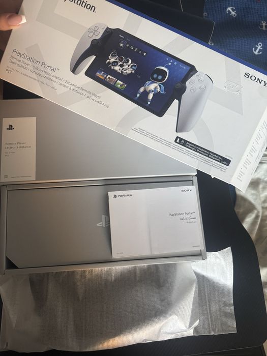 Sony PlayStation Portal Remote Player за PS5 – КАТО НОВ + УДЪЛЖЕНА ГАРАНЦИЯ