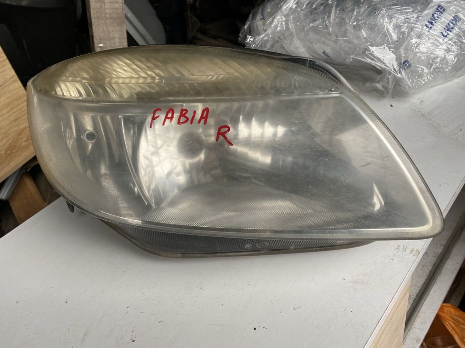 Десен фар Skoda Fabia 2007-2010г