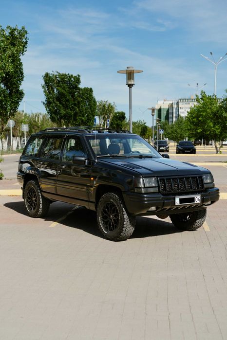 Продам Jeep Grand Cherokee