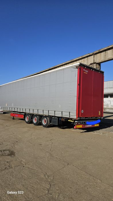 Semiremorca Krone Mega