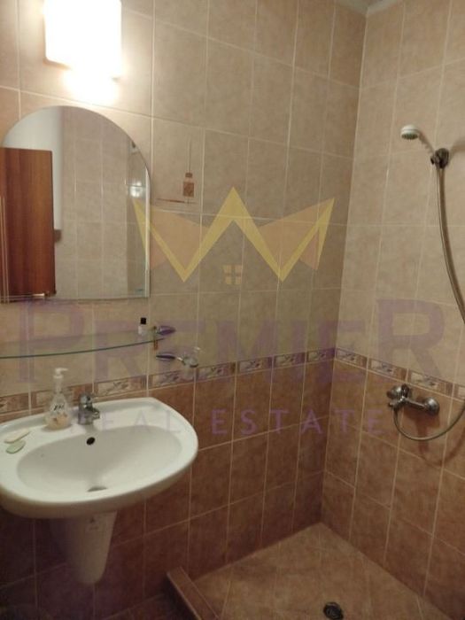 Продава се Едностаен апартамент в к.к. Слънчев бряг - 30 кв.м за 1400 €/кв.м - Снимка #2