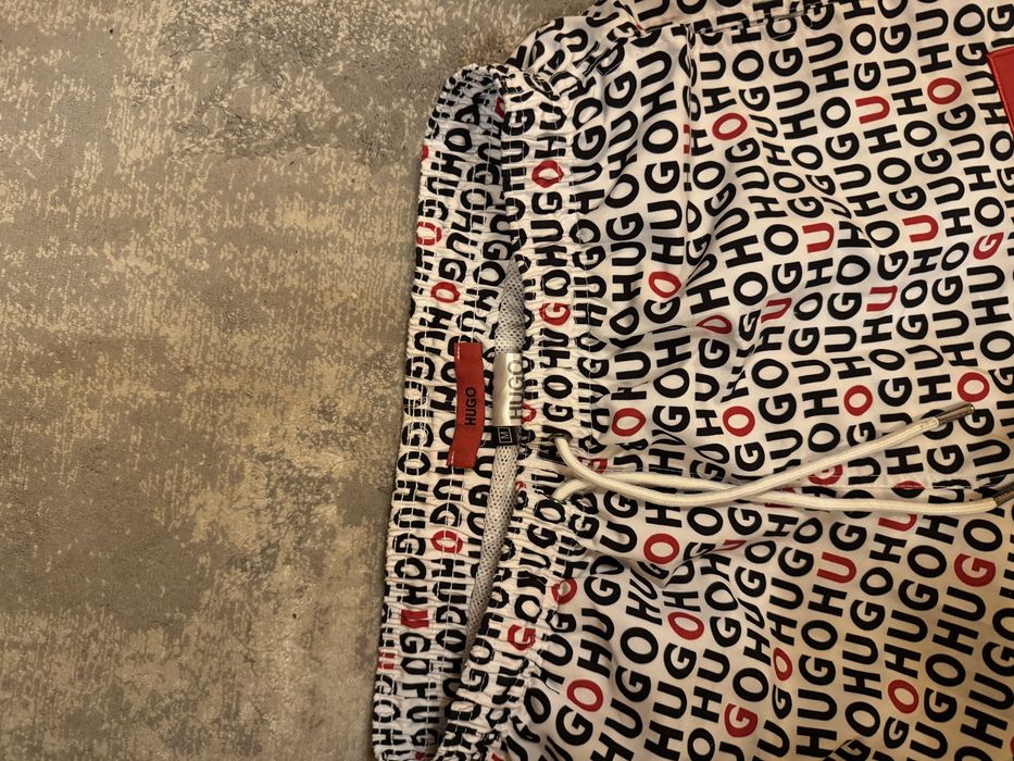 Pantaloni scurti de baie HUGO , Marimea M
