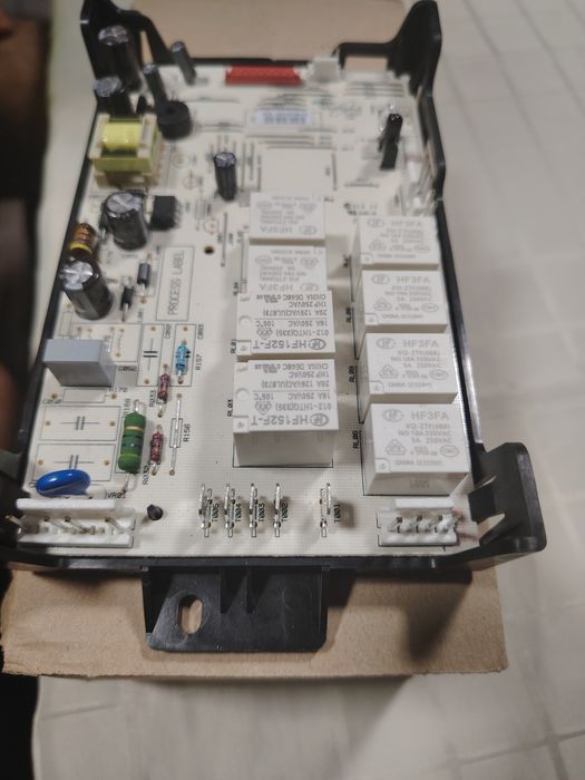 Оригинална платка за фурна Whirlpool 6  sense  за вграждане