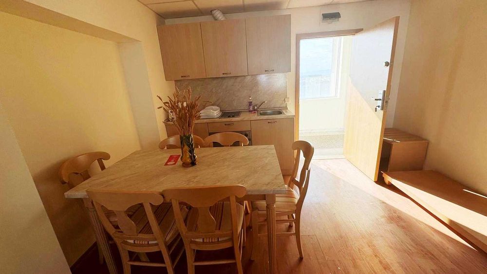 Просторен двустаен апартамент с гледка море, к-с „ Гранд Хотел Нирвана”