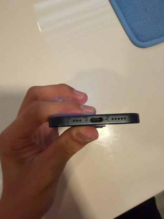 Iphone 15 black 128
