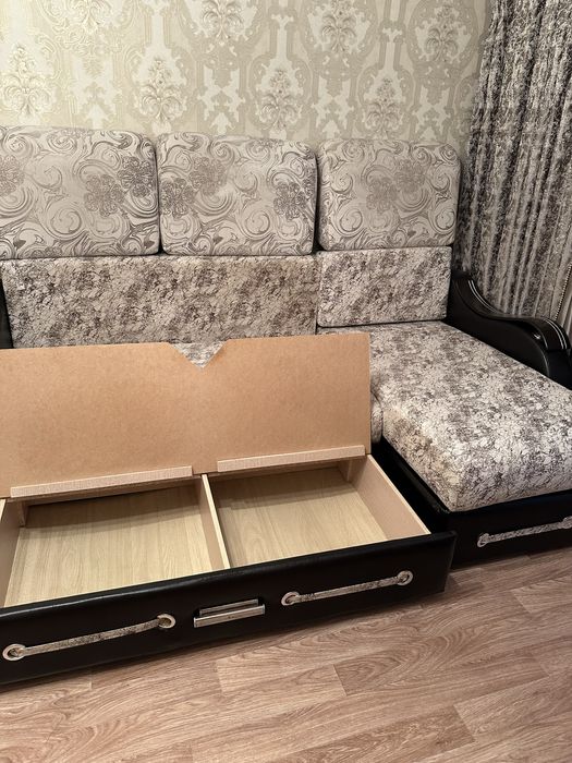 Продам диван с креслом