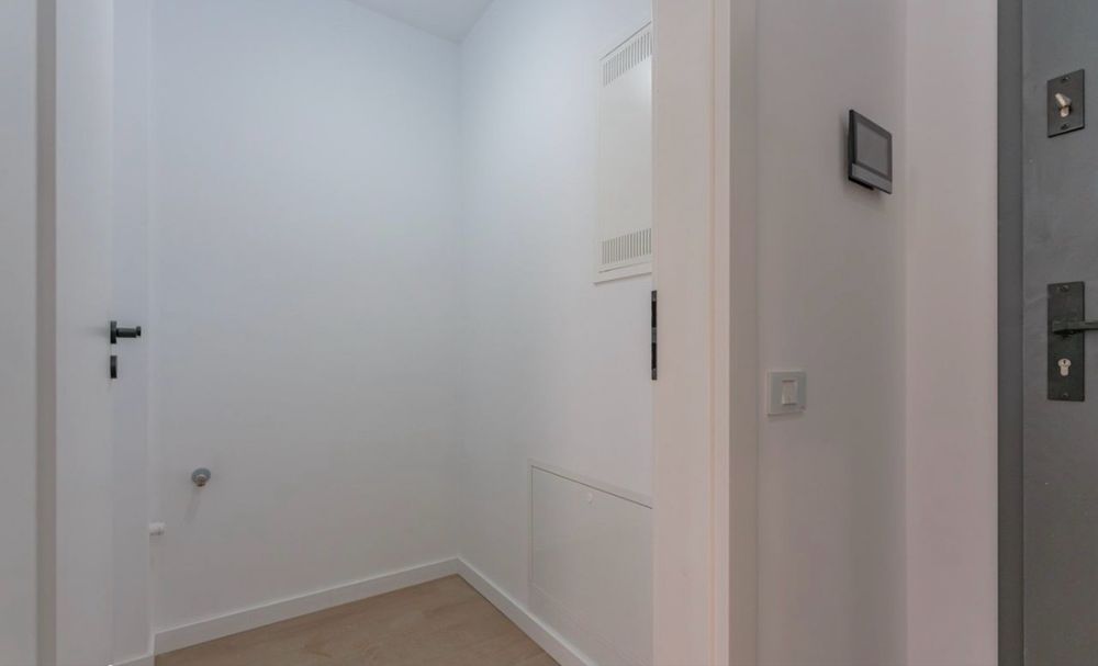 Apartament Nou ,2 camere ,54 m2 ,decomandat ,Sala Polivalenta