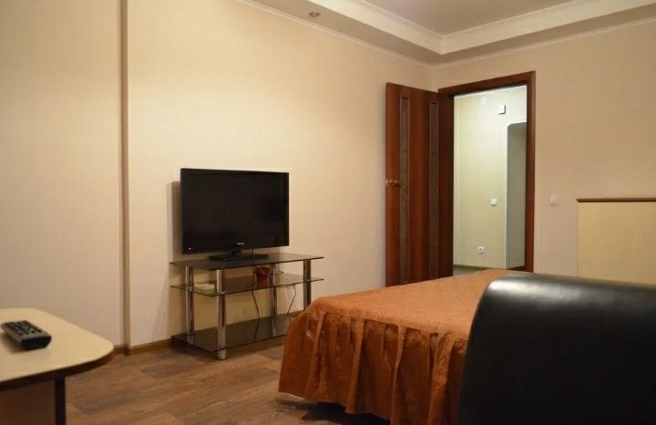 Сарыарка11-Кенесары, 2ч 2000