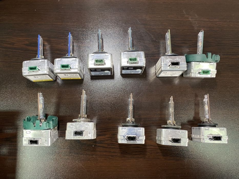 Баласт запалка за ксенон фар крушка xenon D3S D3R D4S AUDI 8k0941597