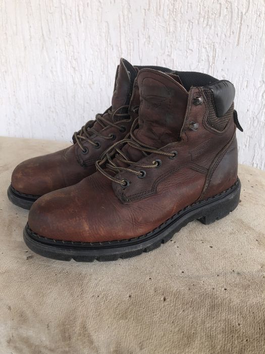 Safety boots Red wings