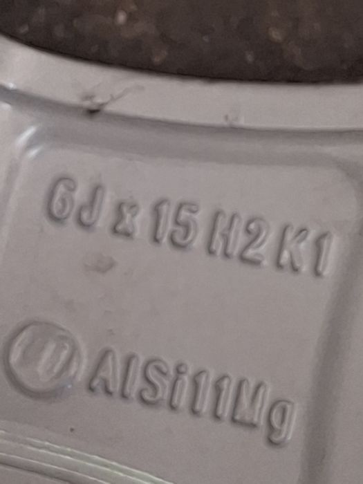 Roți Ford R14 cu anvelope de vară