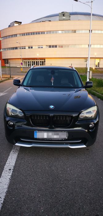 BMW X1 2011 — imagine 2