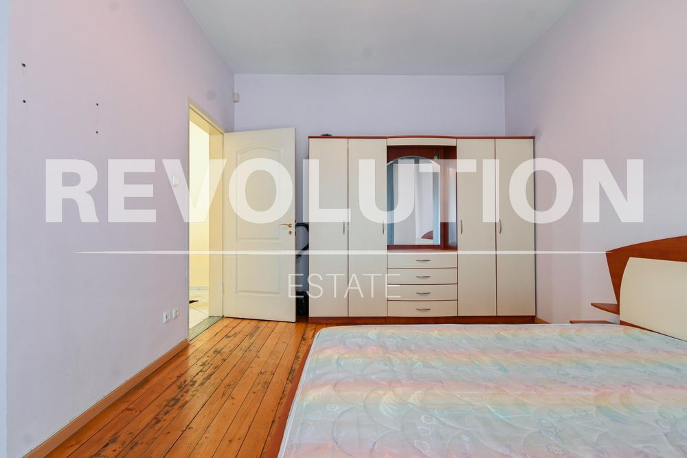 Дава се под наем Двустаен апартамент в София, Център - 80 кв.м за 600 € - Снимка #2