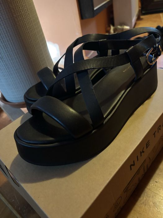 Sa dale Tommy Hilfiger 39