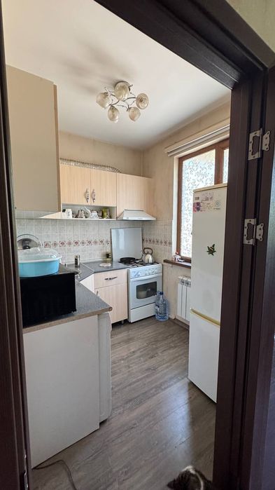 Продам 2 комнатную квартиру