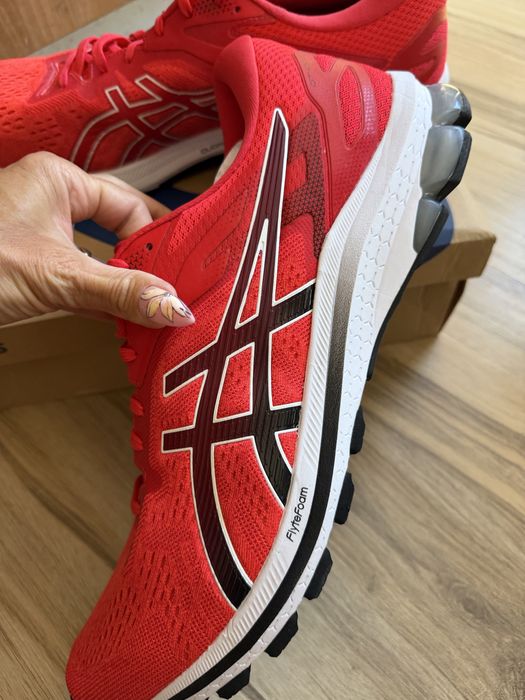 Оригинални нови червени маратонки ASICS GT-1000 10! 53 н