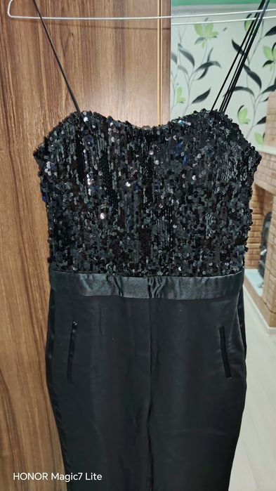 Salopetă neagră elegantă mărimea M 38